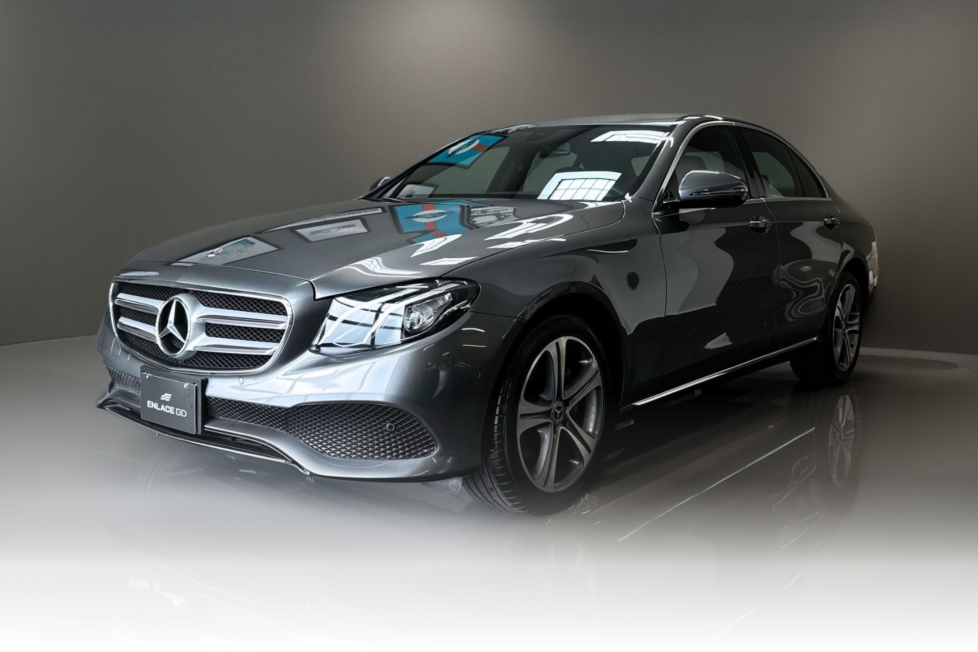 E200
