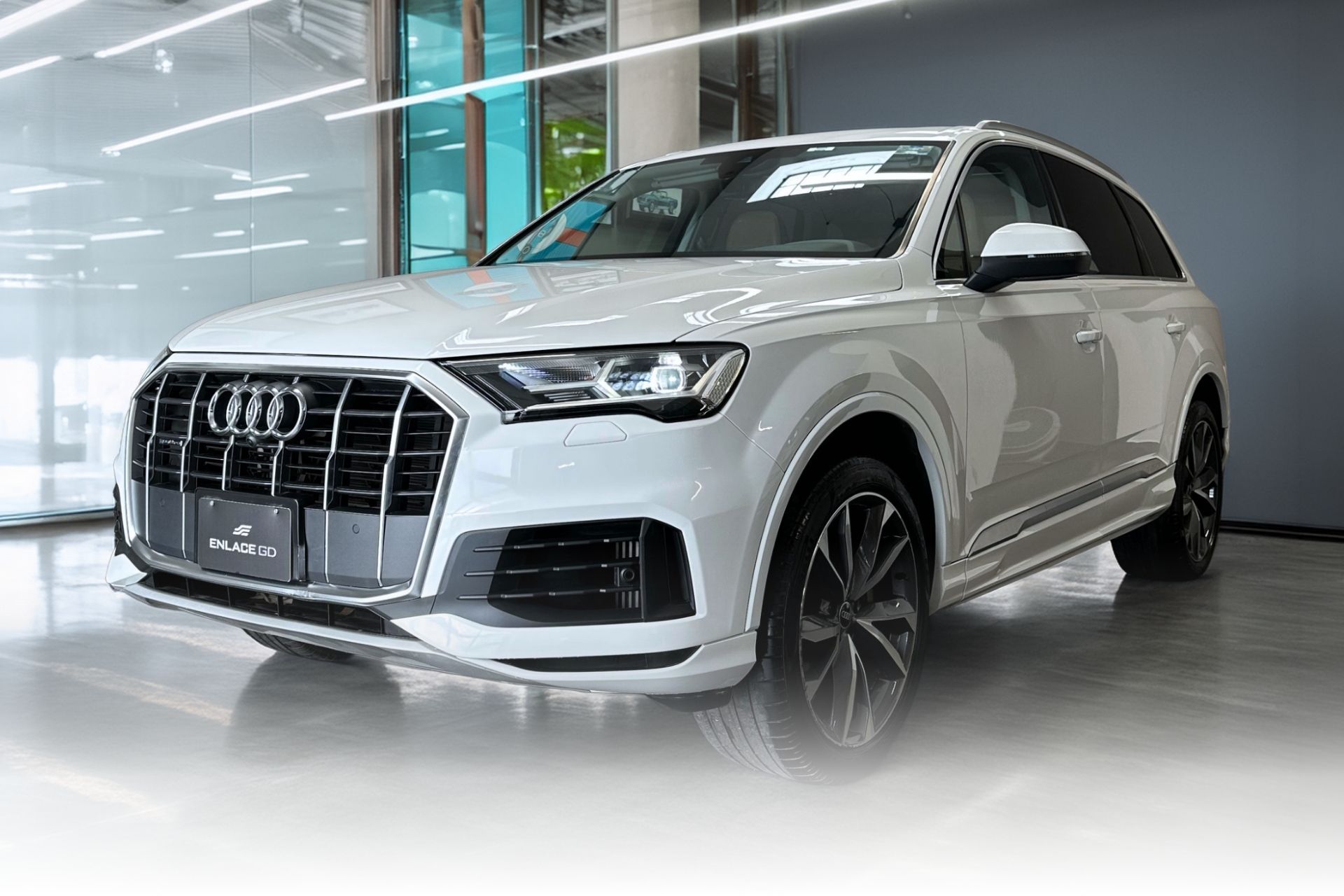 Q7